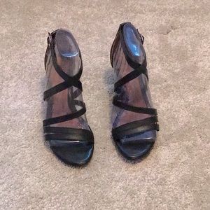 Leather wedge sandals